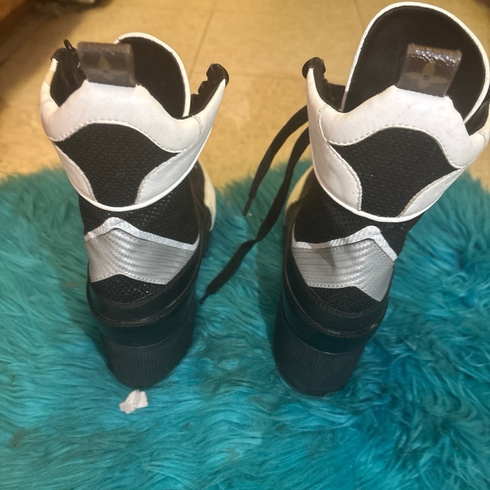 Louis Vuitton black/white leather and mesh laureate platform desert boots - Picture 3 of 12